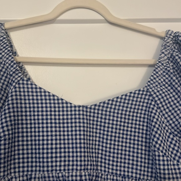 Old Navy - Blue Gingham Dress; Sweetheart Neck w/Puff Sleeve ; Size Small Petite - Picture 2 of 4